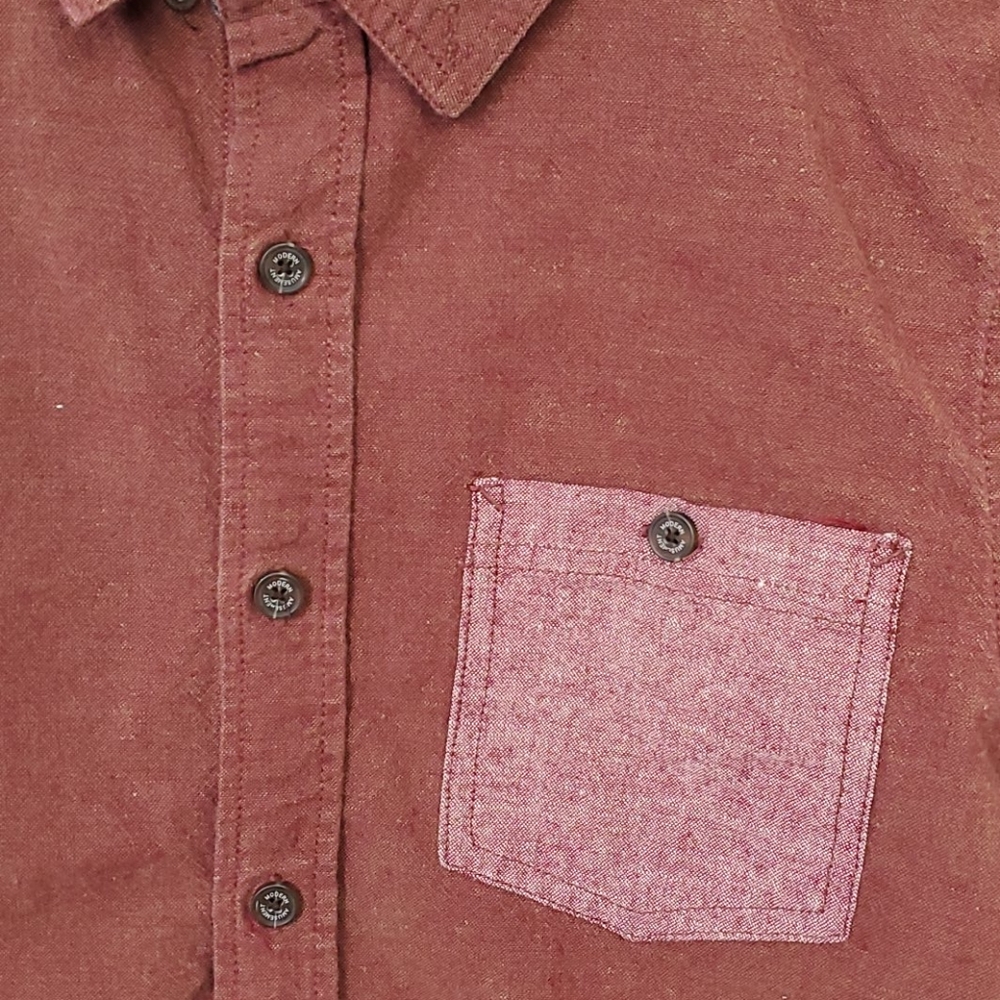 Modern amusement button down - Picture 2 of 4